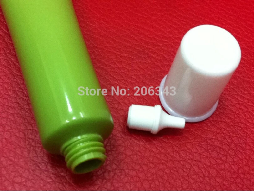 15 мл зеленая мягкая трубка с белой крышкой можно использовать для крема глаз рук