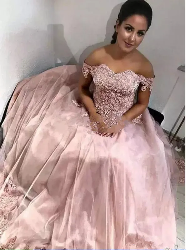 Сексуальное бальное платье Quinceanera платья с открытыми плечами Платья для особых случаев кружевные аппликации сладкий дизайн очаровательные платья на выпускной