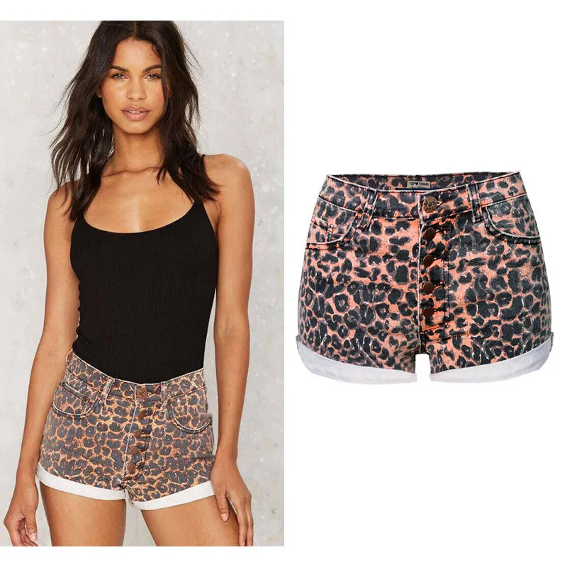 Джинсовые шорты с леопардовым принтом однобортные облегающие эластичные