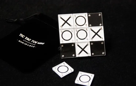 Tic Tac Toe Мини Волшебные трюки маг крупным планом иллюзии мерцающий проп ментализм