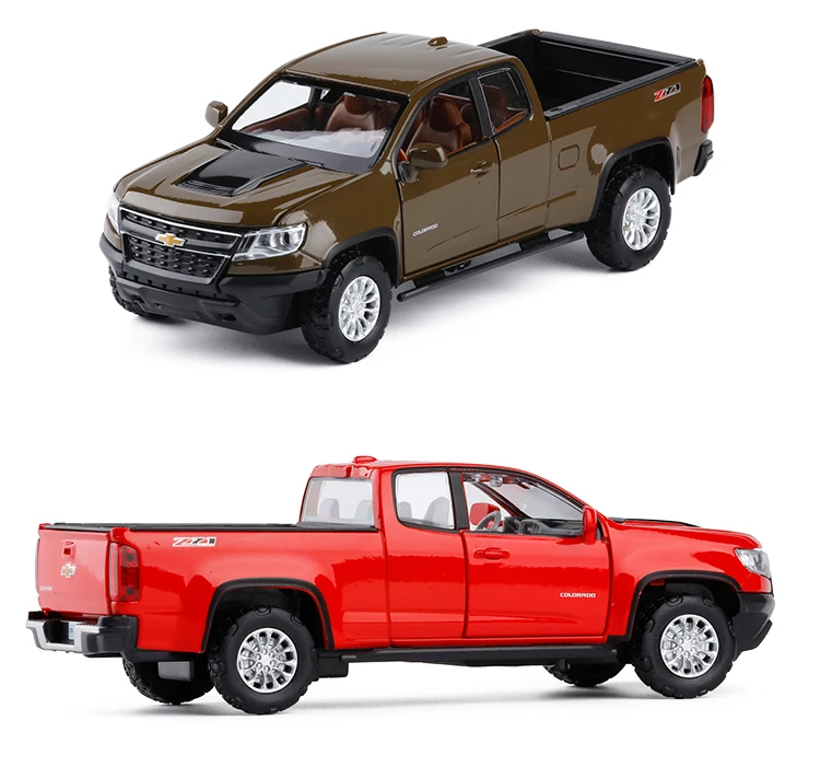 1:31 Chevrolet Colorado pick up сплав Diecasts транспортные средства модель автомобиля SUV со звуком светильник вытяните назад автомобиль игрушки для детей Подарки