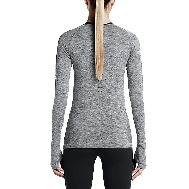 Новое поступление оригинальных женских трикотажных футболок NIKE DRI-FIT с длинным