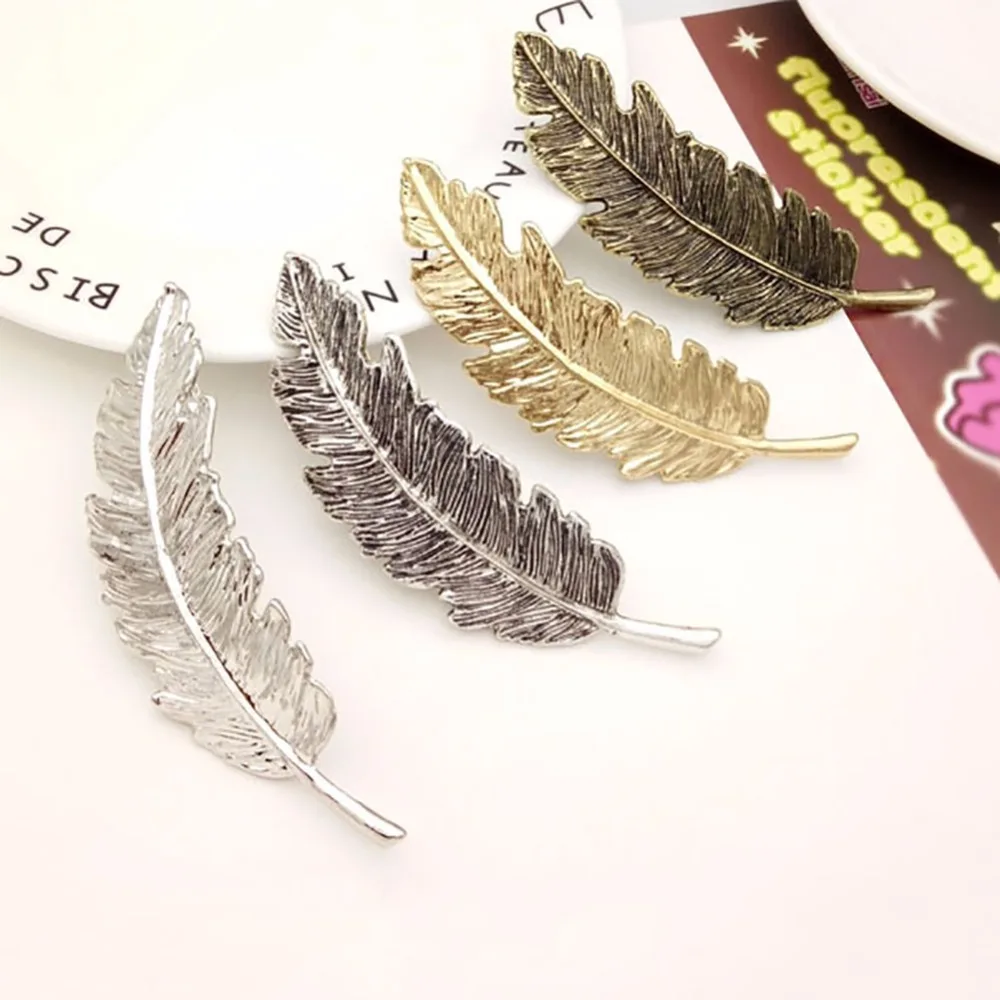 Заколка для волос винтажная с посеребренными золотыми листьями и перьями весна