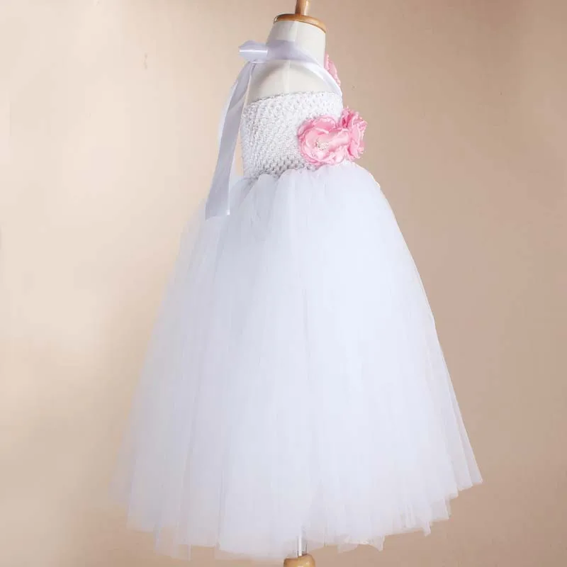 Модное детское платье-пачка с цветочным рисунком белое и розовое цветочное