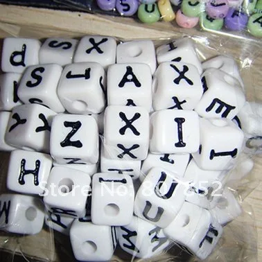 

100pcs/lot 12mm White Acrylic Alphabet Cube Letter Bead for Jewelry bracelet