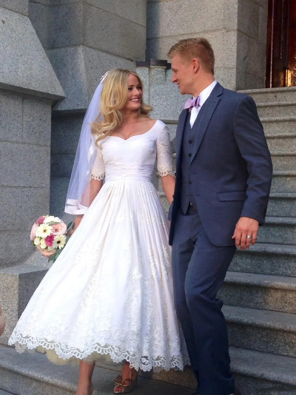 Дешевые короткие Свадебные Платья 2017 новый половина рукава аппликация кружева