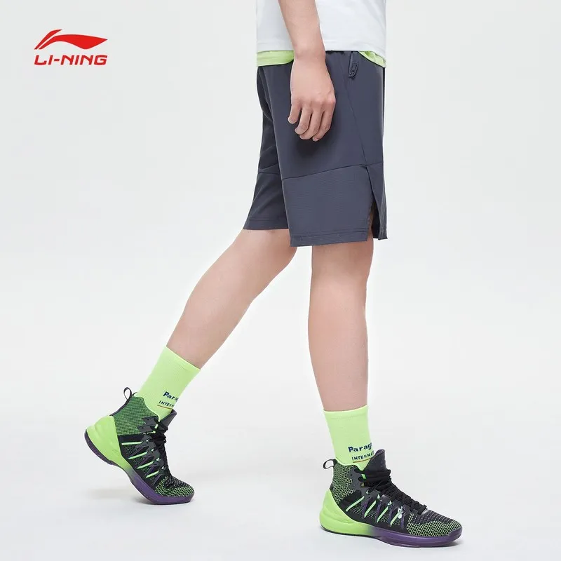 Li Ning мужские спортивные шорты серии Уэйд с разрезом по подолу 88% полиэстер 12%