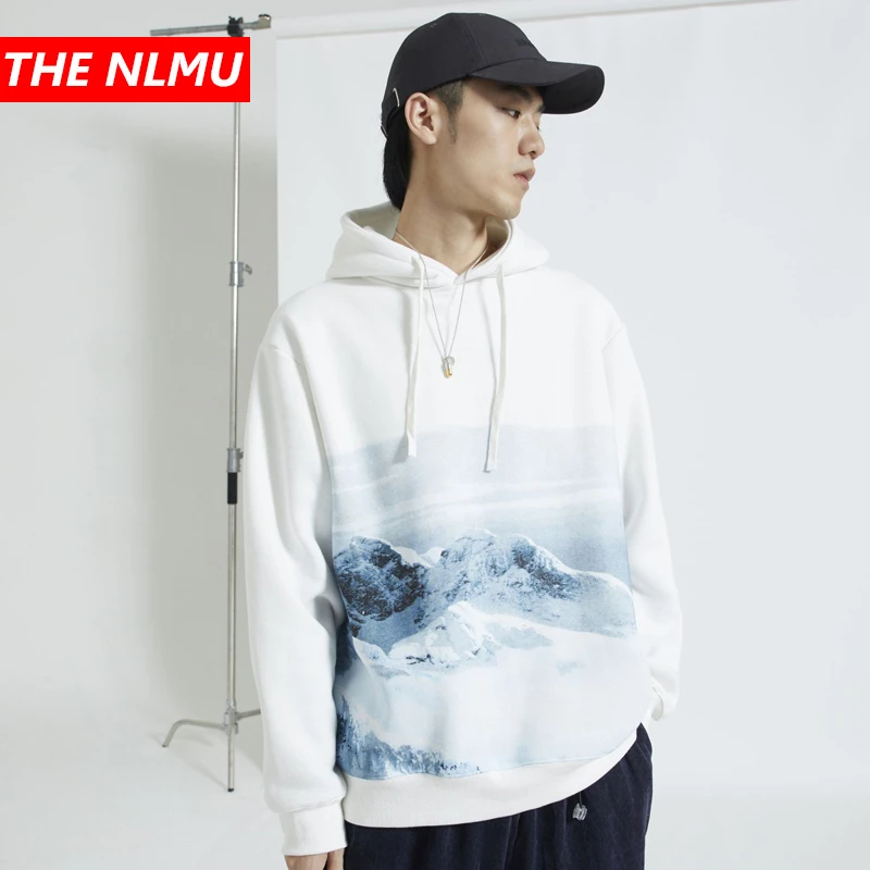 

Hoodies & Sweatshirts