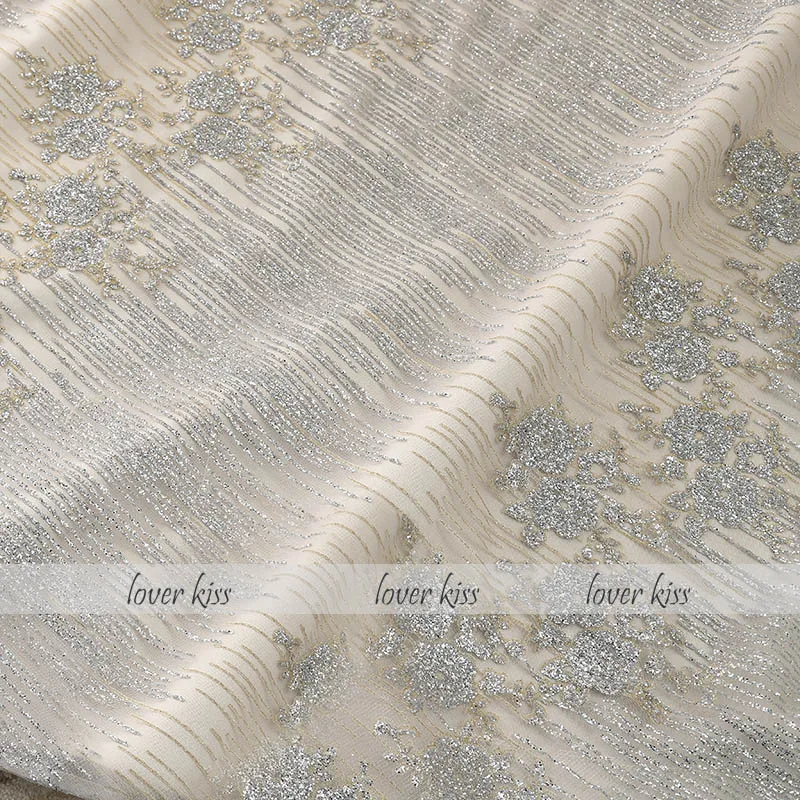 

Lover Kiss robe de mariee 2021 Impire Bride Chapel Train Wedding Dress Long Sleeves Celebrities Luxury Shiny Bridal Gown Keyhole