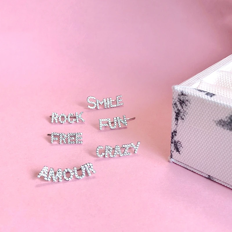 S925 стерлингового серебра Циркон моно письмо AMOUR улыбка рок CRAZY BABY FREE WILD FUN счастливые серьги "любовь" женские роскошные брендовые ювелирные изделия