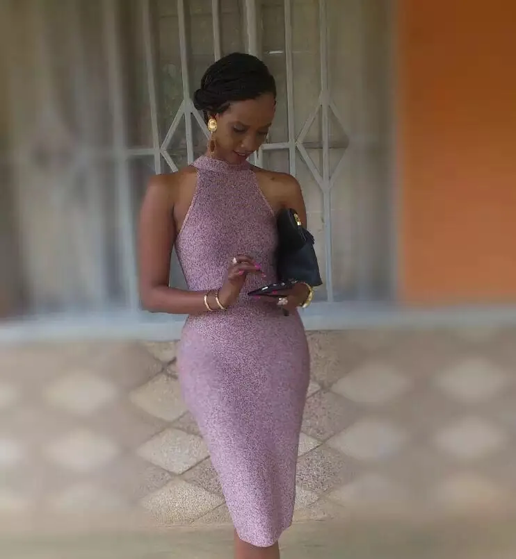 Женское платье-карандаш элегантное оранжевое серое фиолетовое с высоким воротом