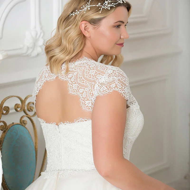 Большие размеры с v-образным вырезом пайетками и бисером кружевное платье