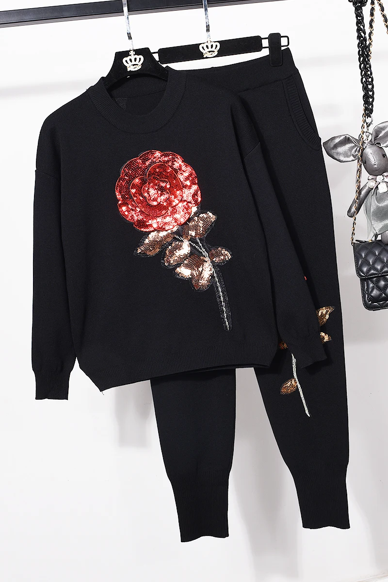 Женский костюм из двух предметов свитер с длинным рукавом и блестками вязаные