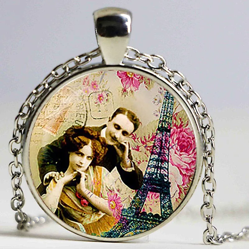 Украшение в виде пар влюбленных стеклянная подвеска. Винтаж ожерелье Эйфелева