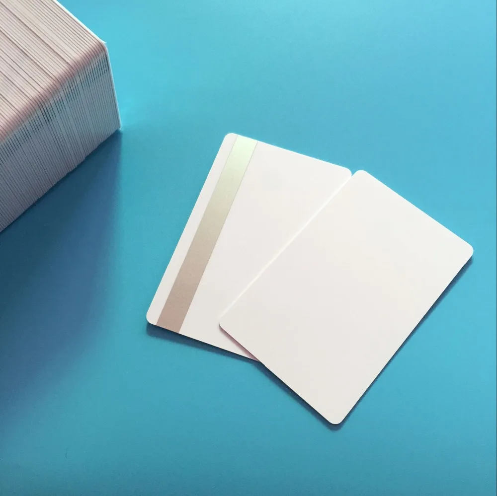 ISO 2750 3000 4000 OE белая 2 трека Hi CO Серебряная магнитная полоса Smart PVC Card 600 шт./упак. |