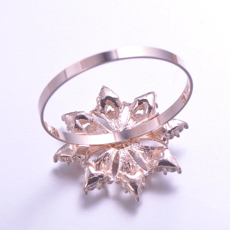 L0182-ring) диаметр 36 мм 50 шт./партия модные цветочные кольца для салфеток со стразами для украшения свадебного стола, серебро или розовое золото