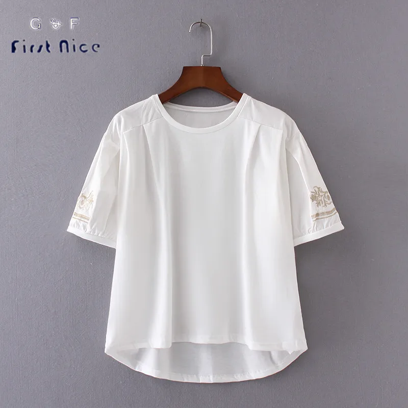 Женщины Футболка 2017 Весна Лето Новая Мода Повседневная Хлопок Цветок Вышивка О