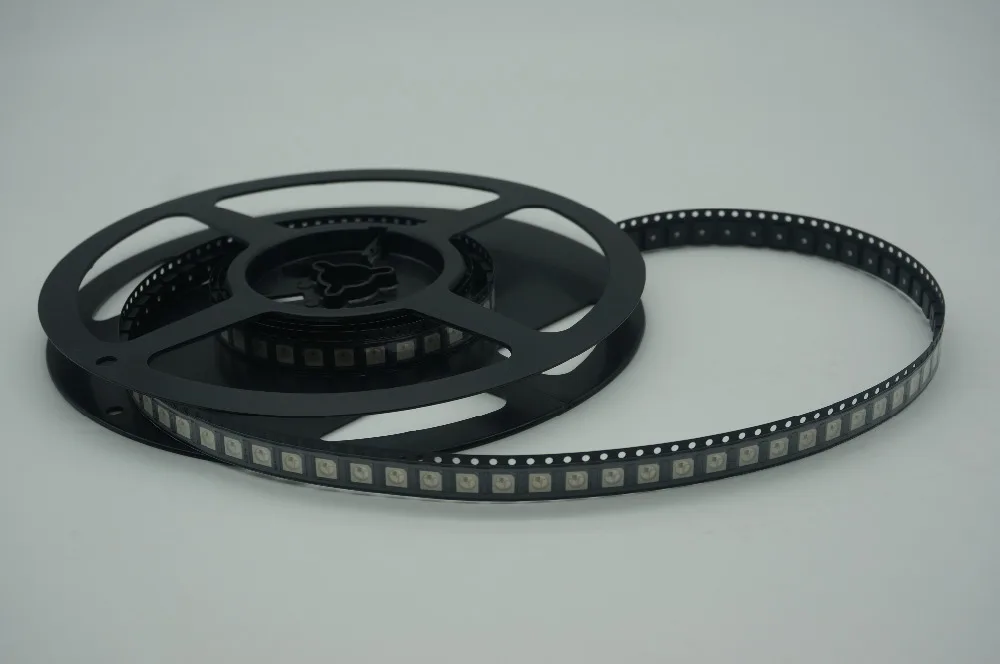 20 ~ 1000 шт. WS2812B (4 контакта) 5050 SMD черная/белая версия WS2812 индивидуально адресуемый