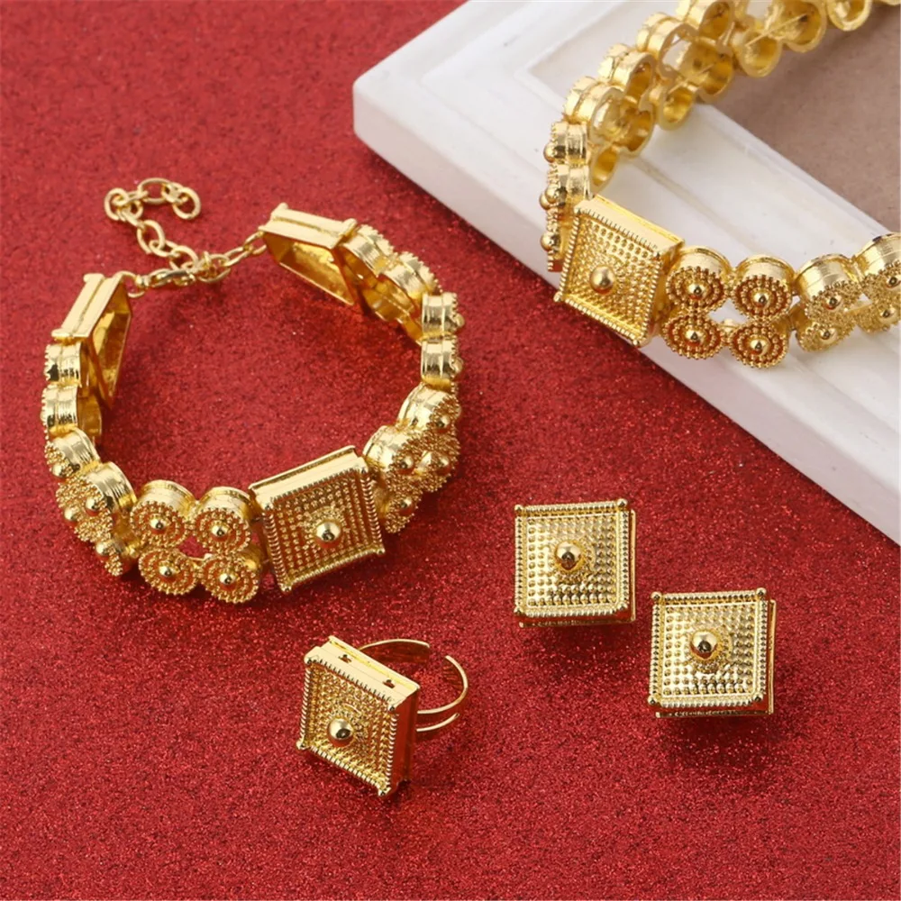 Женский комплект украшений из колье браслета и сережек в африканском стиле