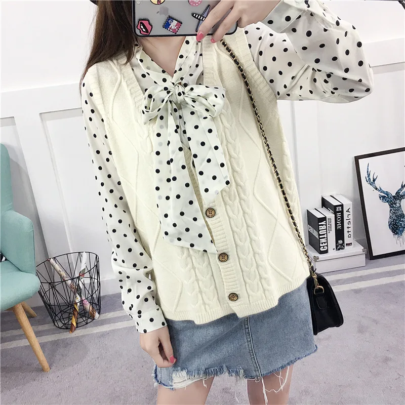 2018 New Sweater Spring Twist Knitted Vest Retro Buttons V-neck Cardigan |