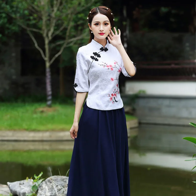 

2020 spring and summer new women's embroidered slim slimming fashion shirt long skirt two-piece female