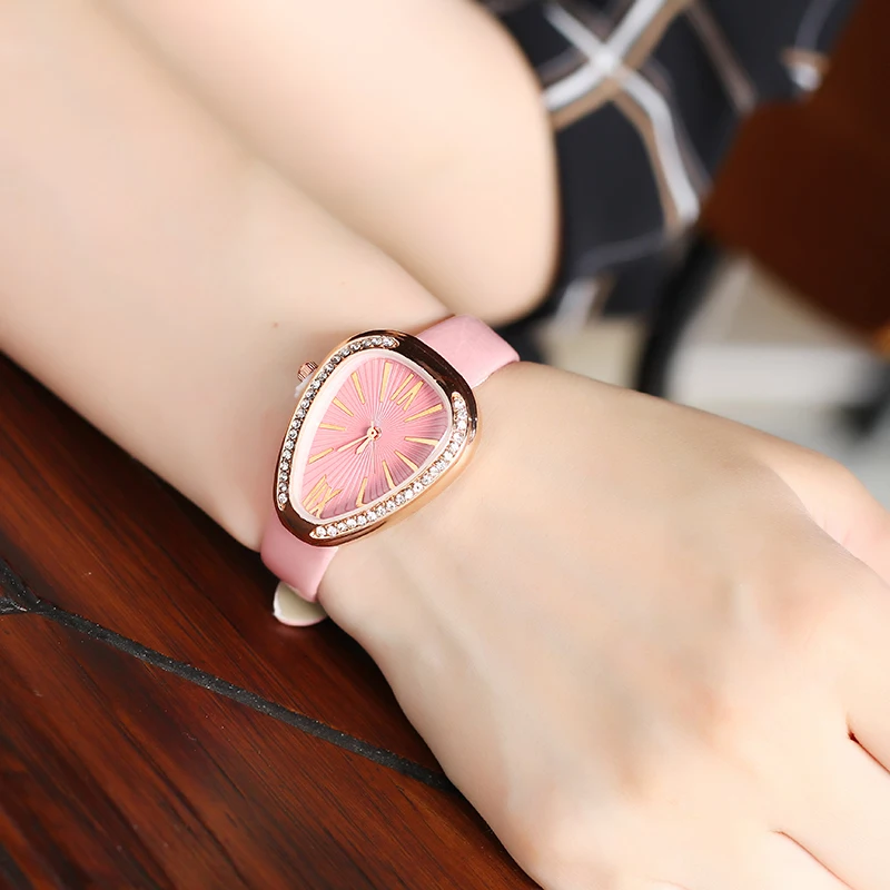 Женские Роскошные Кварцевые часы с имитацией змеи BGG Брендовые женские