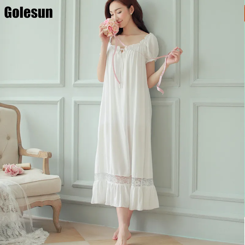 

Women's Sleep & Lounge
