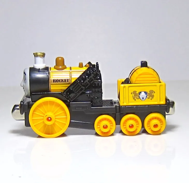 

New version Diecast Magnetic ROCKET STEPHEN The Tank Engine take along train metal children kids toy gift Brio Boys Toys
