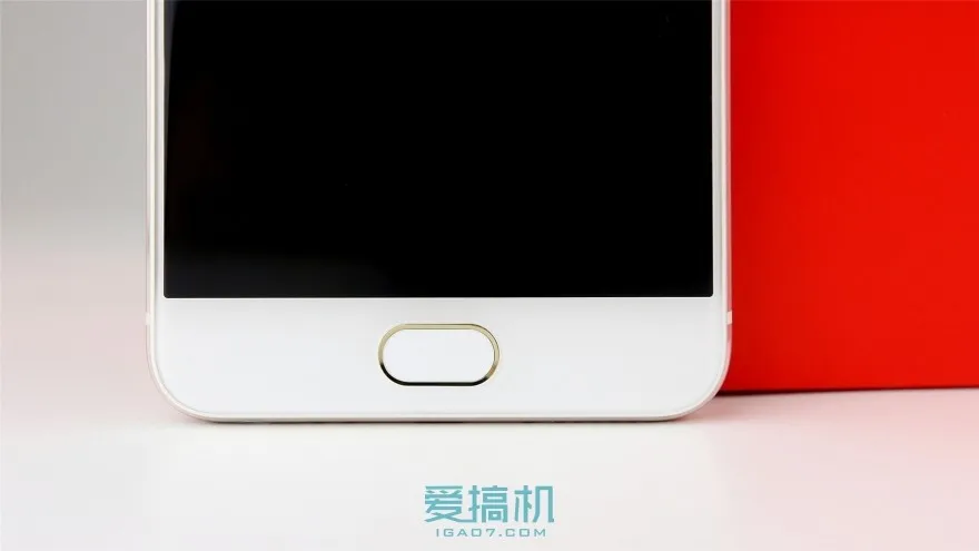 Vivo X7 смартфон с 5 дюймовым дисплеем процессором Snapdragon 652 ОЗУ 4 Гб ПЗУ 64 ГБ 13 МП + 16