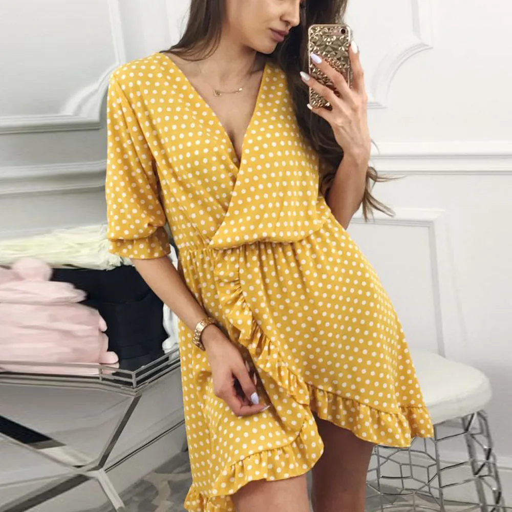 Женское мини платье в горошек Пляжное облегающее с оборками и коротким рукавом