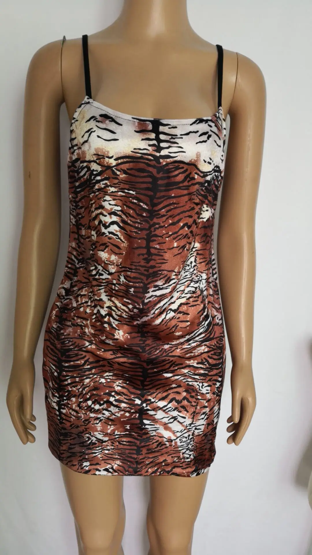 Новинка 2019 облегающее платье без рукавов элегантное для девушек пикантная