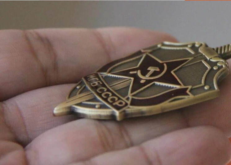 2016 новинка 1 шт./лот. Редкий значок Российской Государственной комиссии