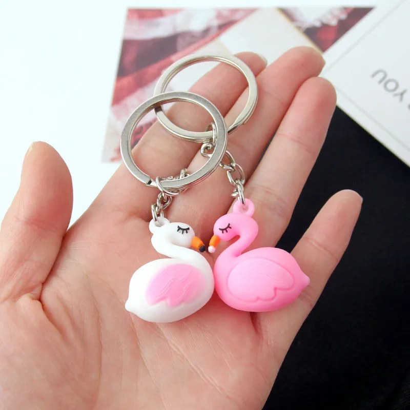 Силиконовый брелок для ключей милый цветной трехмерный с изображением фламинго