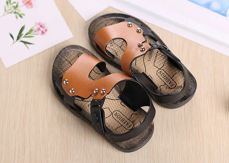Лидер продаж 2020 летняя детская обувь сандалии для мальчиков модные Нескользящие