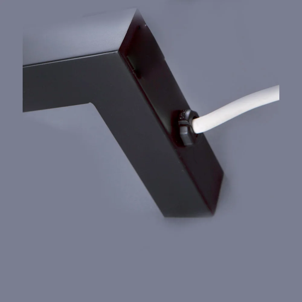 Free Shipping Wall Mount Type Electric Heated Towel Warmer Rack Towel Bar Rail Bathroom Accessory Towel Dryer Shelf HZ-924 - Цвет: Matt black no switch