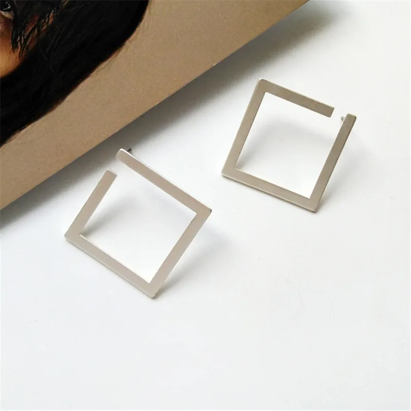 

Unique simple geometric earrings chic exaggeration to wear earrings Fashion girl declaration earrings metal gold earrings