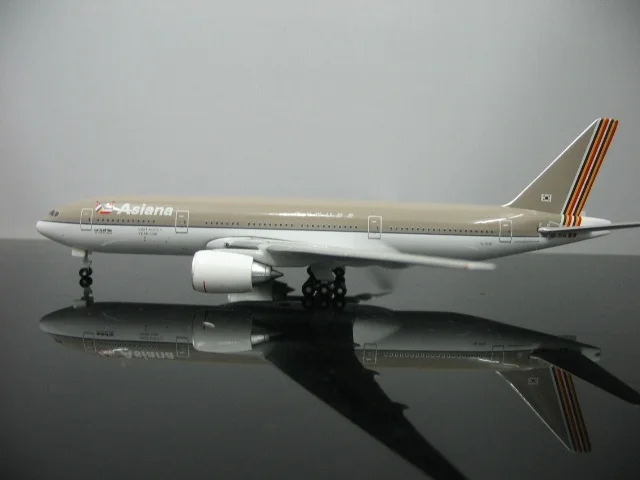 1:500 воздух Корея Boeing 777 200 HL7596 пассажирский самолет модель|passenger plane model|passenger planeplane