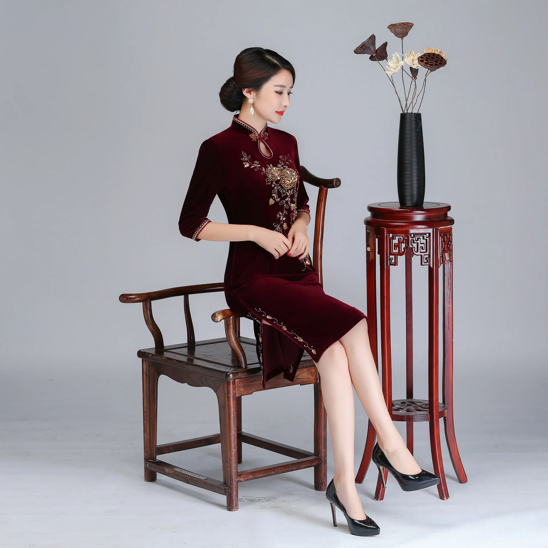 Изысканный цветочный бисерный китайский женский длинный Qipao оверсайз 3XL 4XL осень зима теплый бархат Cheongsam элегантное китайское платье