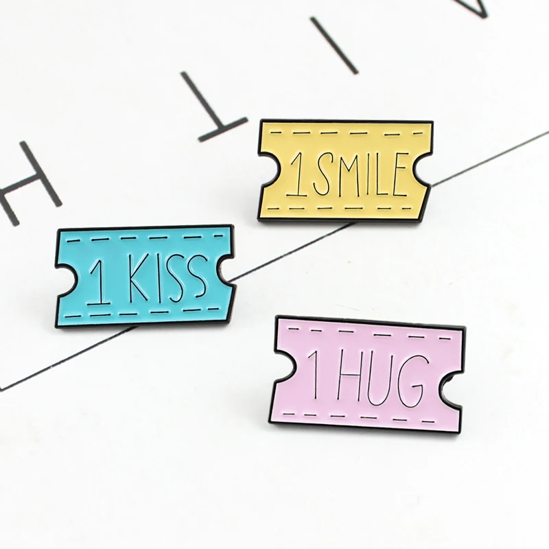 Эмалированная брошь с романтическим купоном Kiss Hug купон на Смайл парные