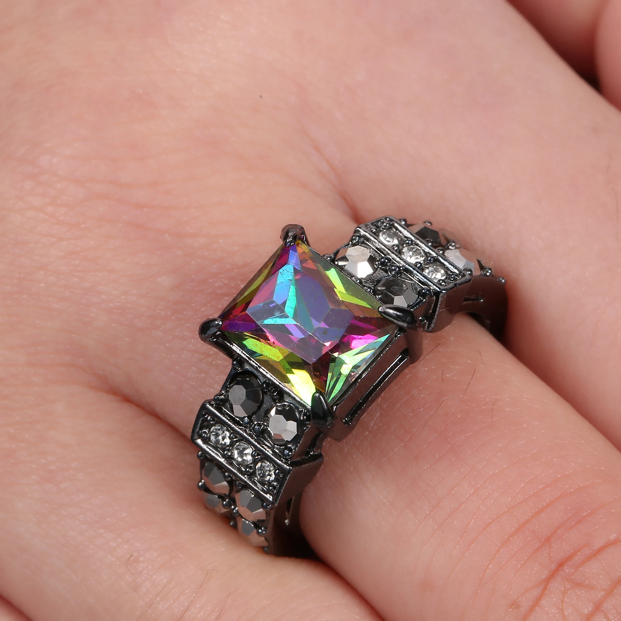 Rainbow Promise красивые обручальные кольца для возлюбленной черного и золотого цвета
