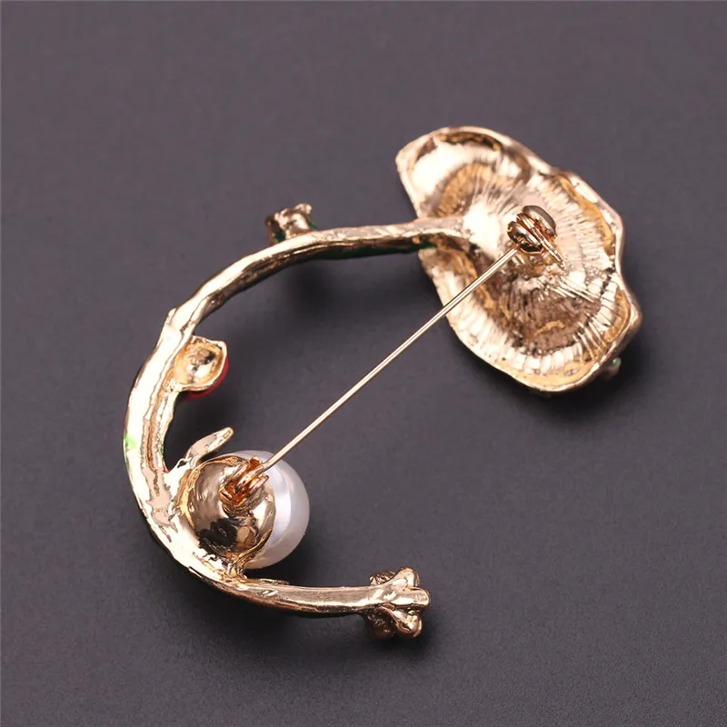 Эмалированная брошь в виде листьев лотоса зеленый фолиевый нелумбинит броши