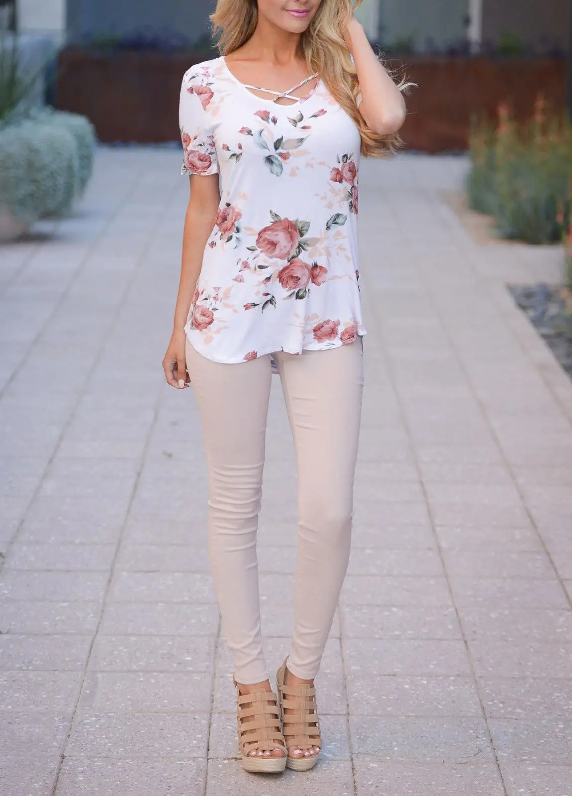 Весна Лето 2019 женская футболка с v-образным вырезом цветочным принтом плюс размер