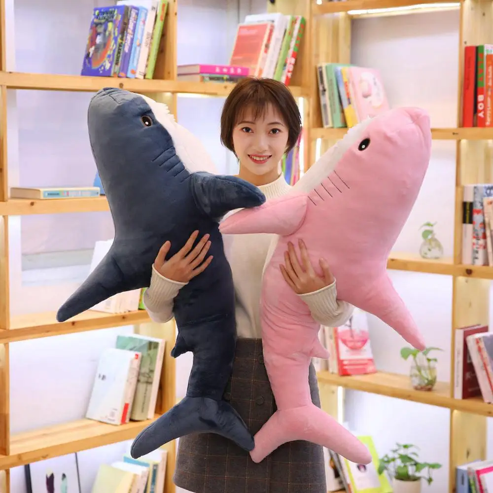 Детская плюшевая подушка-одеяло 98 см в виде акулы | Плюшевые животные