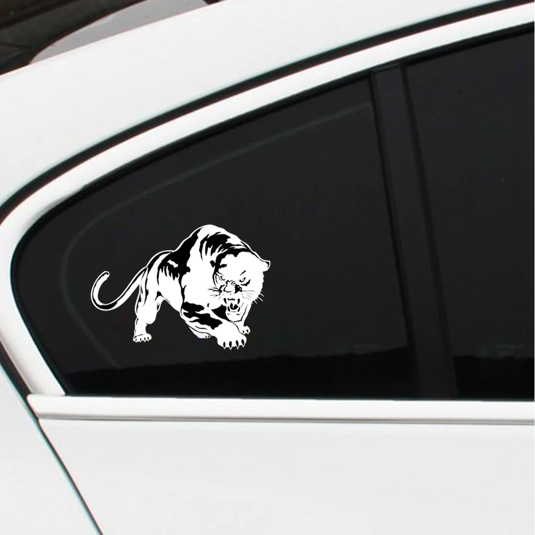 

Dewtreetali new arrive 19.5*13.5CM Fiery Wild Panther Hunting Car Body Decal Car Stickers Motorcycle Decorations Black/white