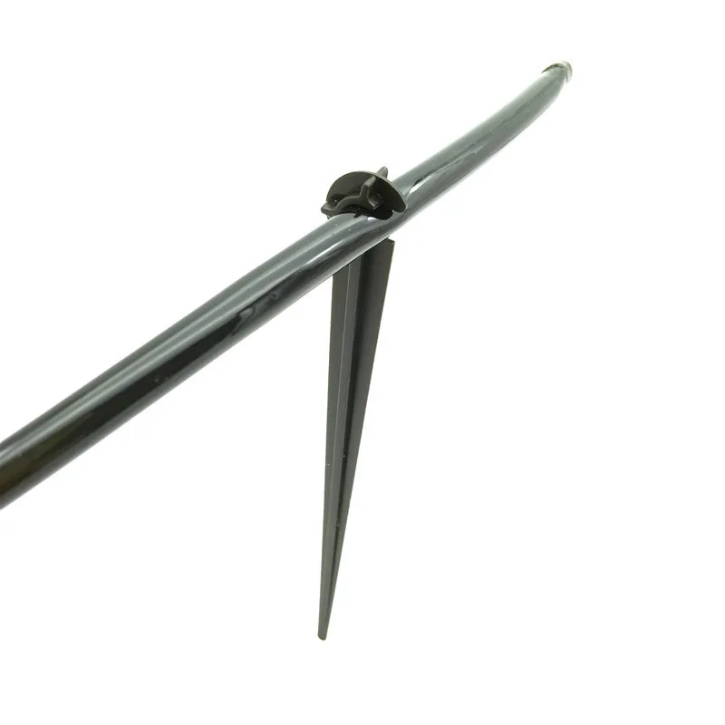 Держатель стеблей фиксированный в форме C для капельного орошения шланг 4 / 7 мм