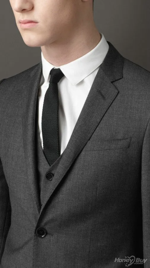 Изготовленные на заказ свадебные костюмы с брюками угольные отложным воротником