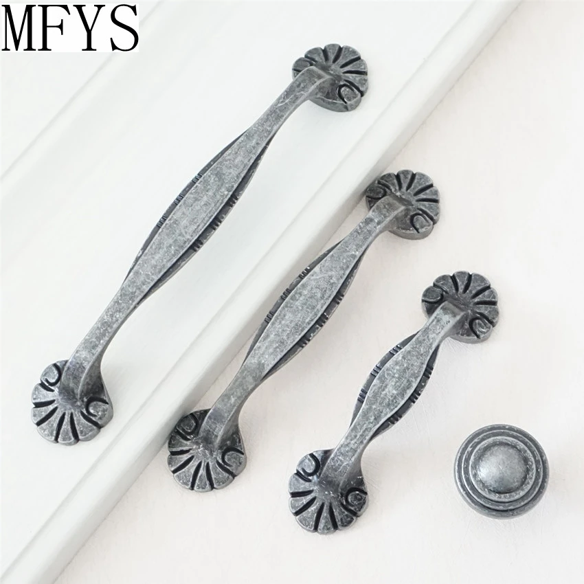 

MFYS Rustic Kitchen Cabinet Handle Wardrobe Drawer Pulls Round Door Single Hole Knobs Antique Silver Furniture Handles Hardware