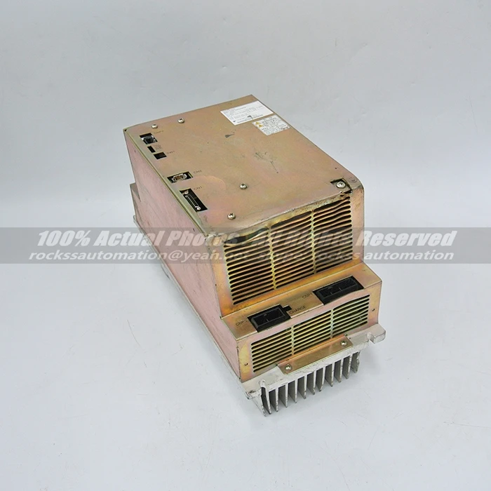 

Servopack SGDR-SDB350A01B кВт, б/у в хорошем состоянии, с свободной фотографией