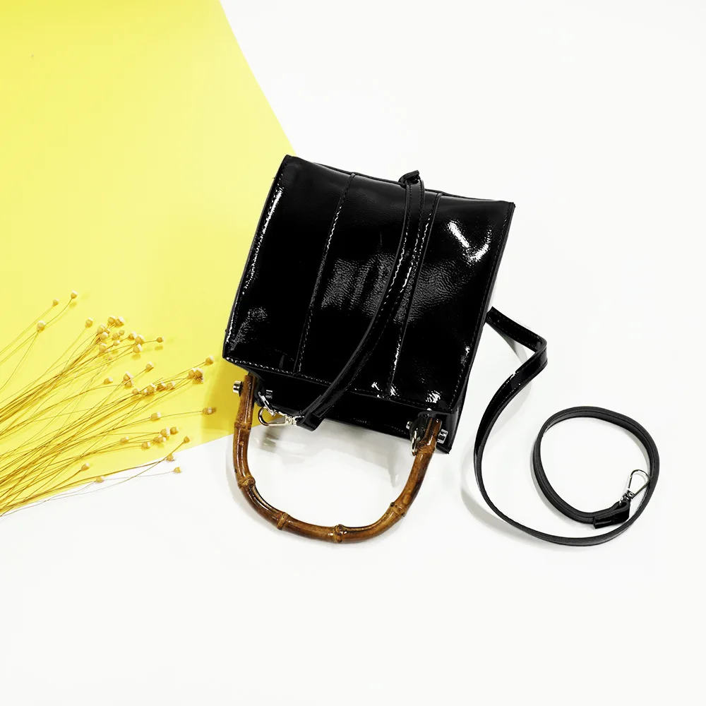 Женская сумка-мессенджер с деревянной ручкой известные бренды бамбуковые сумки