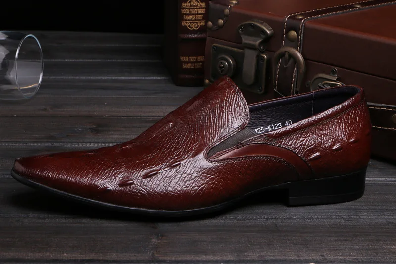 

Men Dress Oxfords Shoes Crocodile Leather Black Brown Color Luxury Brand Office Formal Pointed Toe Fashion Mens Wedding Shoe